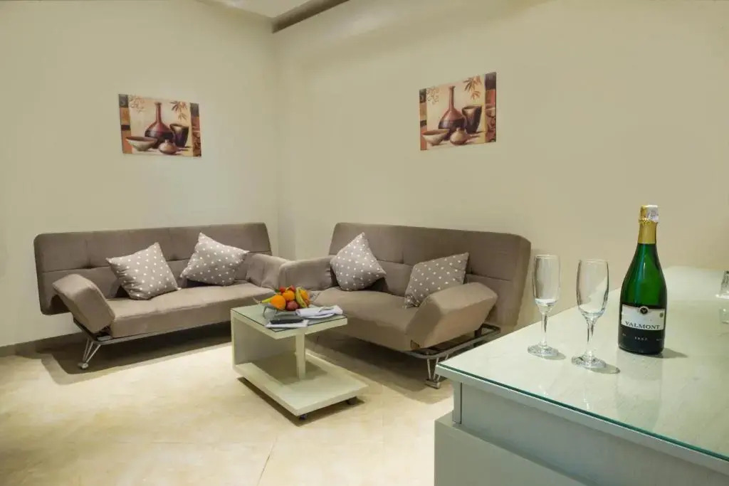 Полулюкс с балконом и рядом с пляжем в Sunrise Crystal Bay Resort