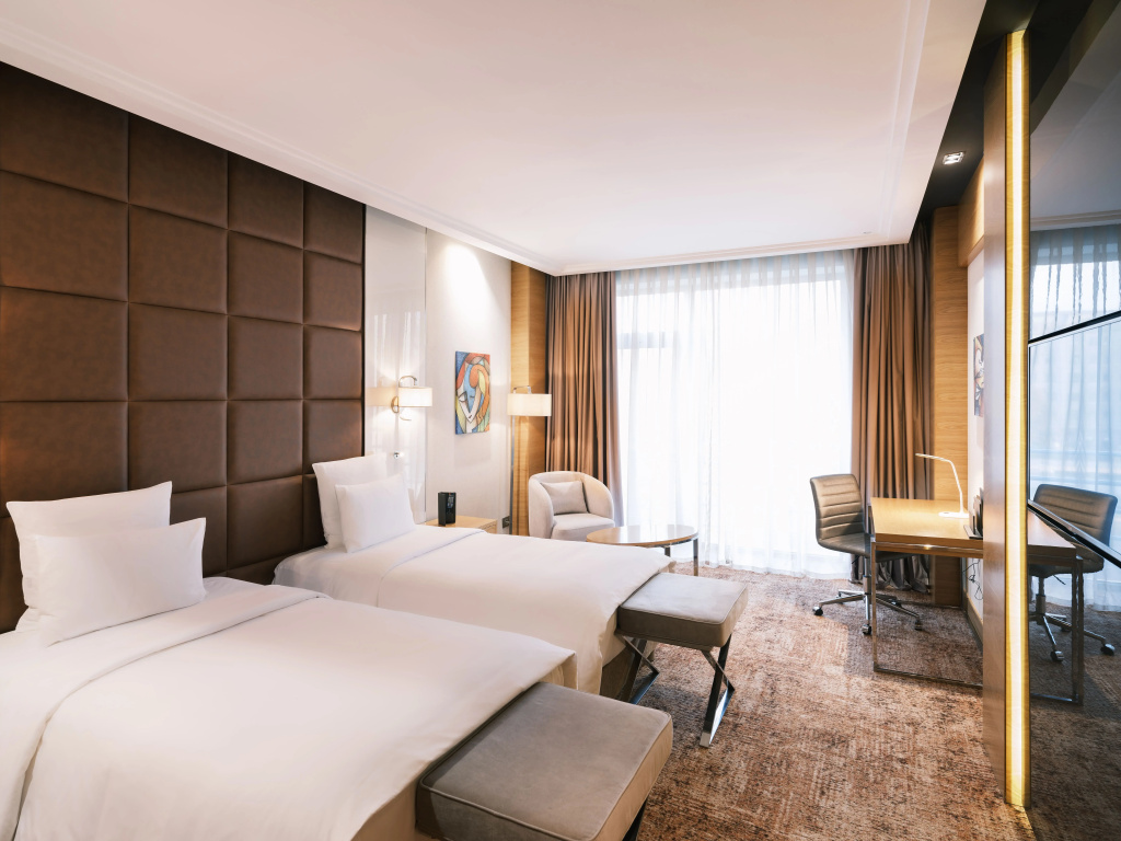 Двухместный номер Standard 2 отдельные кровати в Mövenpick Winter Park Baku Hotel