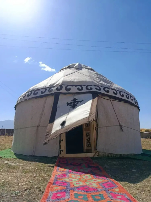 Bed&Breakfast Eco House "QUMUSH YURT"