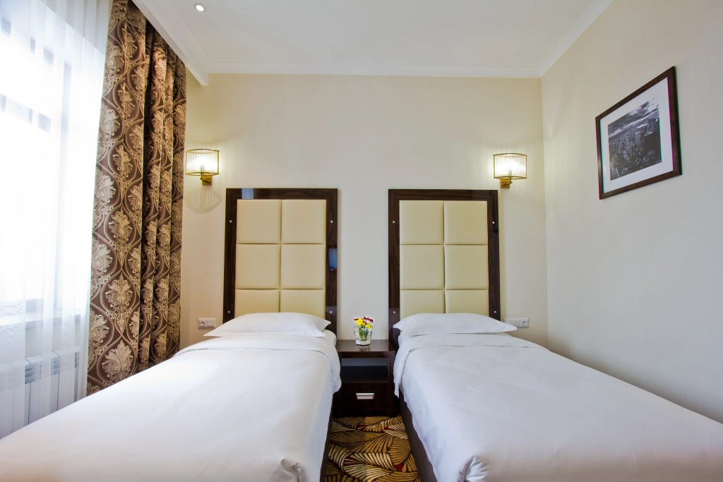 Garden Hotel - Chambres