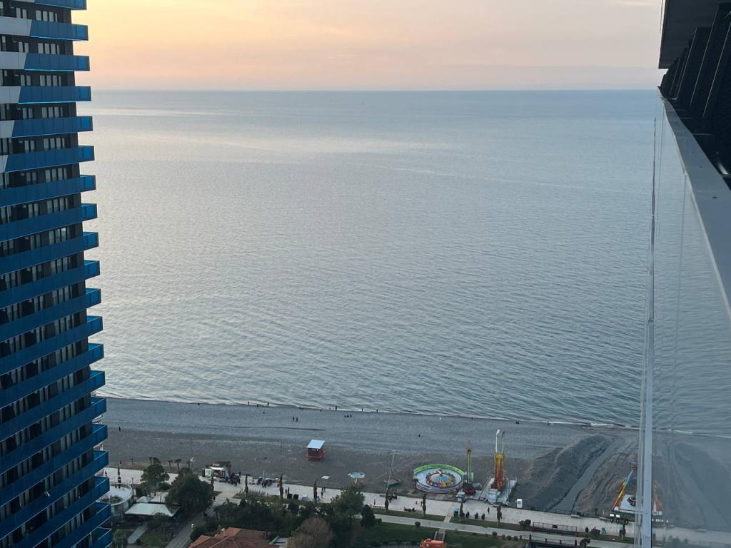 U Morya V Apart-Otele Orbi City 3540 Apartments