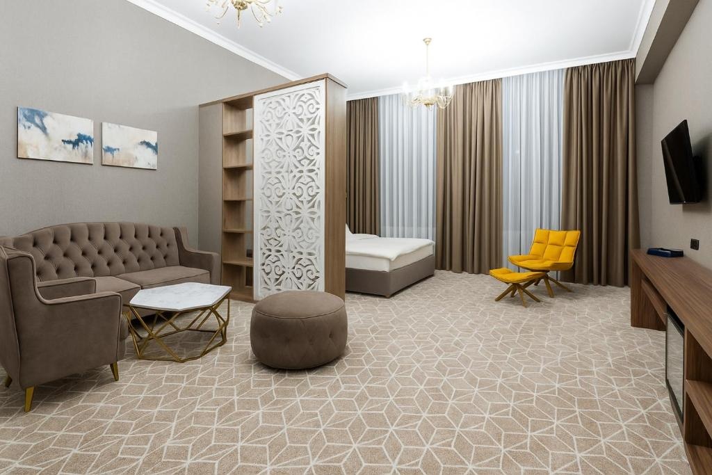 Двухместный люкс Premium (двуспальная кровать) в Tauke Khan Plaza