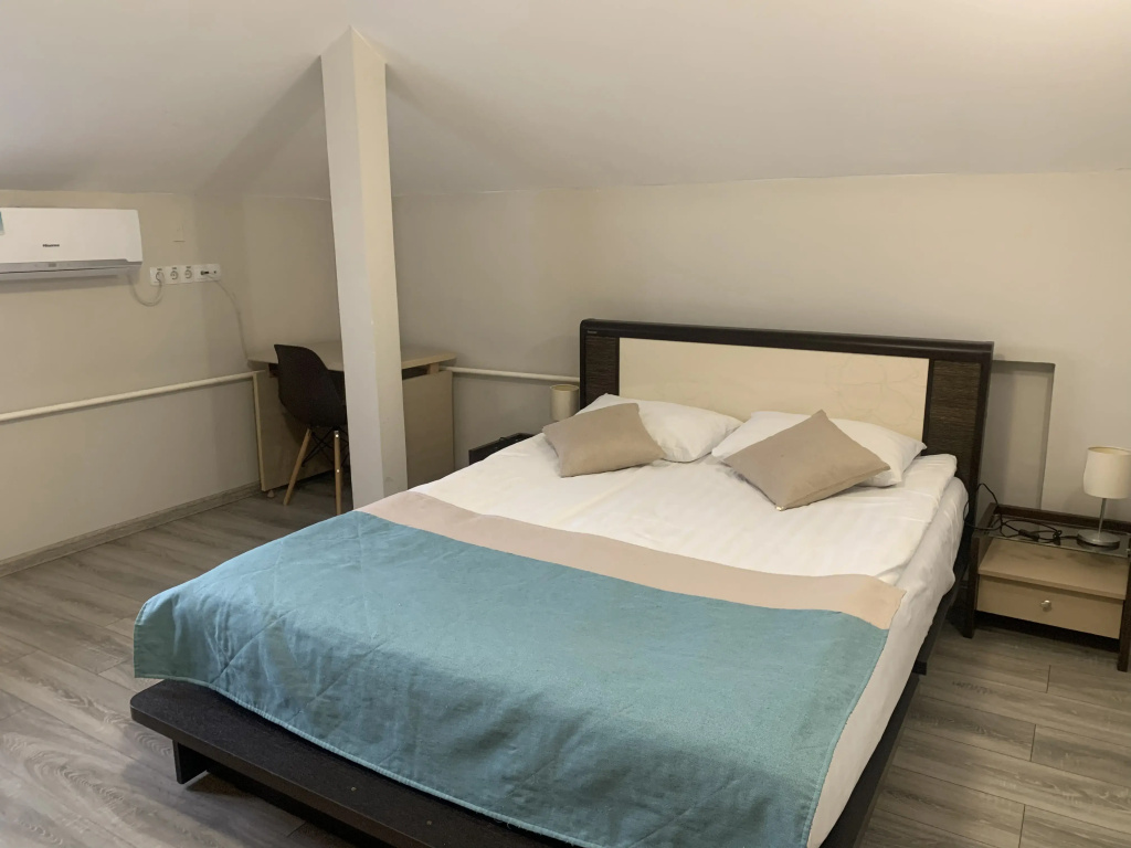 Attic Junior Suite