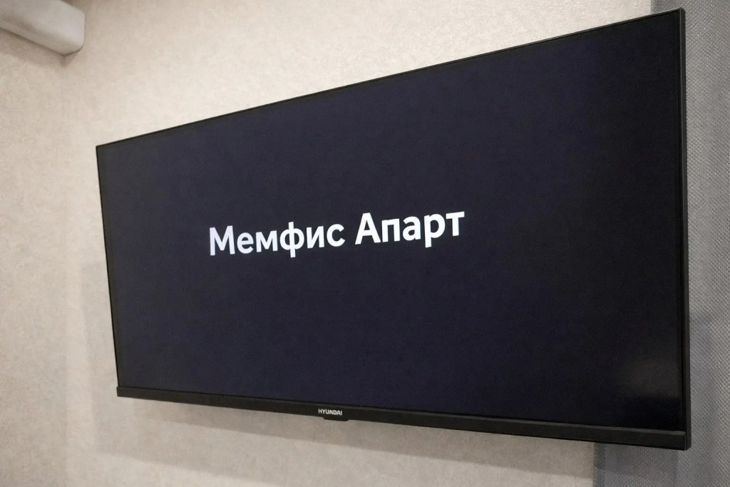 Мебелированная Комната Евростудия Мемфис Апарт — фото