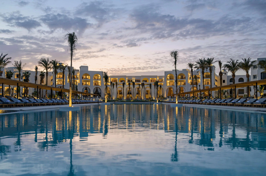 Курортный Отель Serry Beach Resort — фото