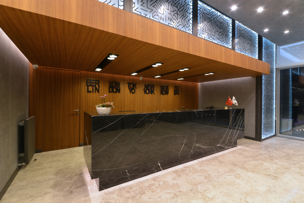 Nish Palace Exclusive Suites — фото
