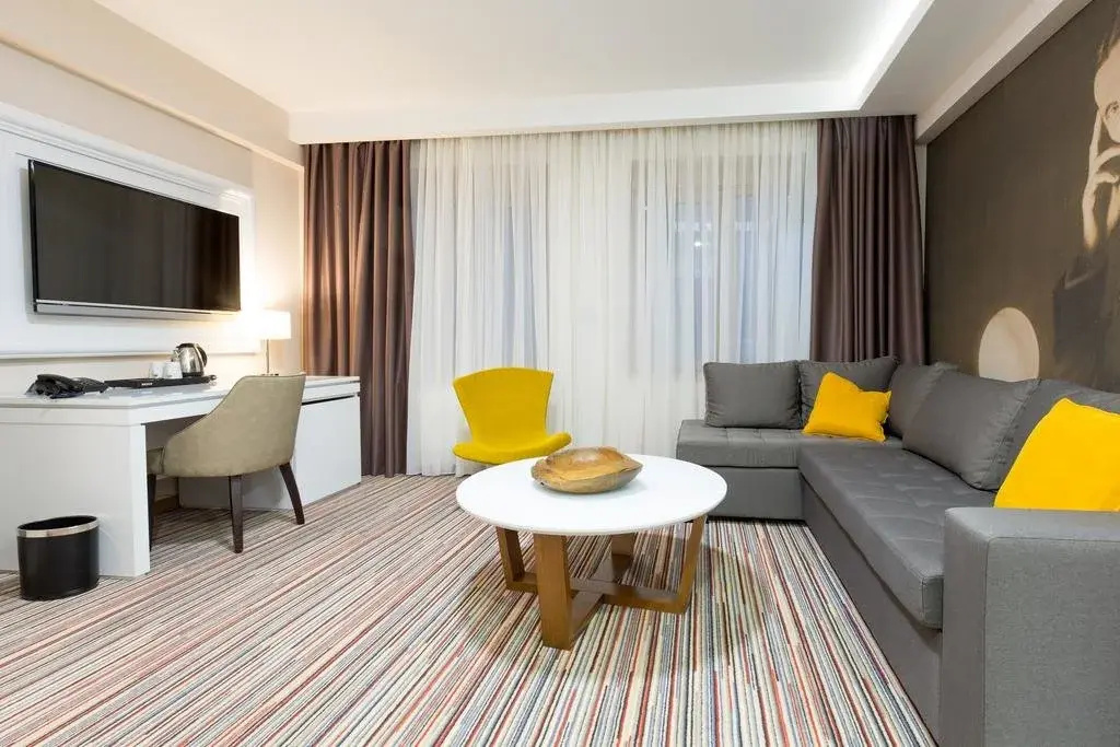 Hotel Tesla - Smart Stay — фото