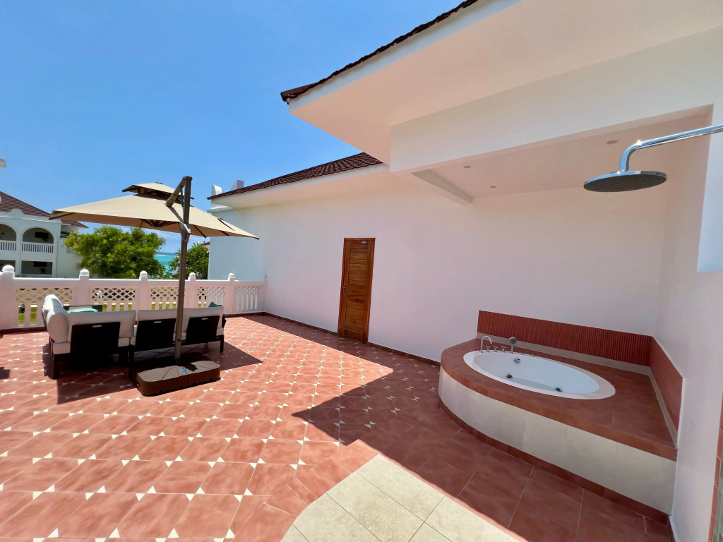 Suite with balcony and with sea view