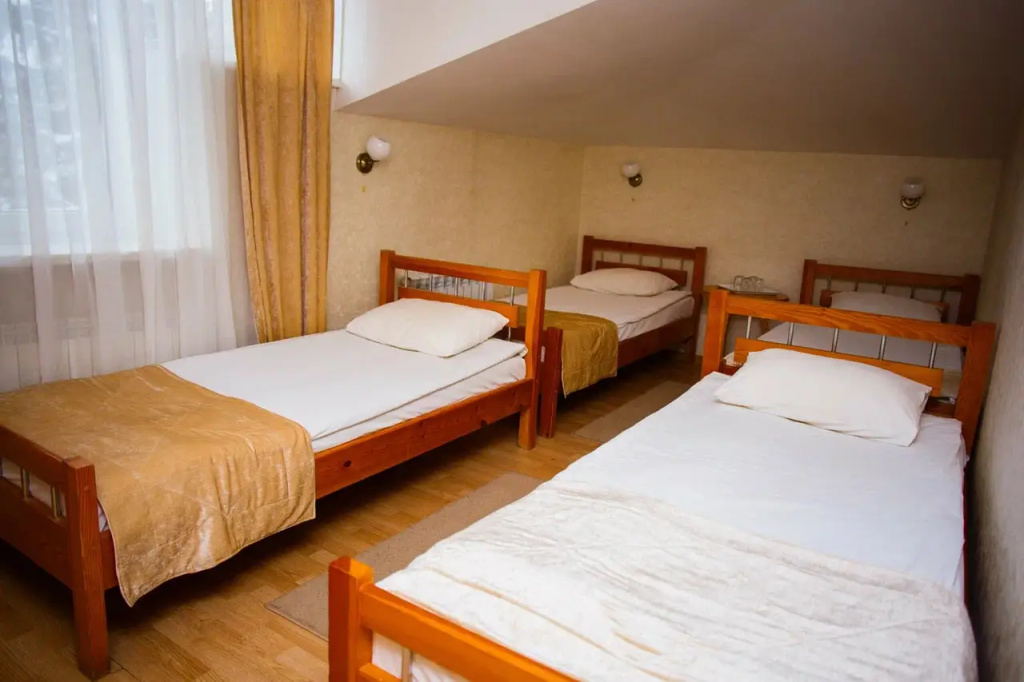 Economy Quadruple room