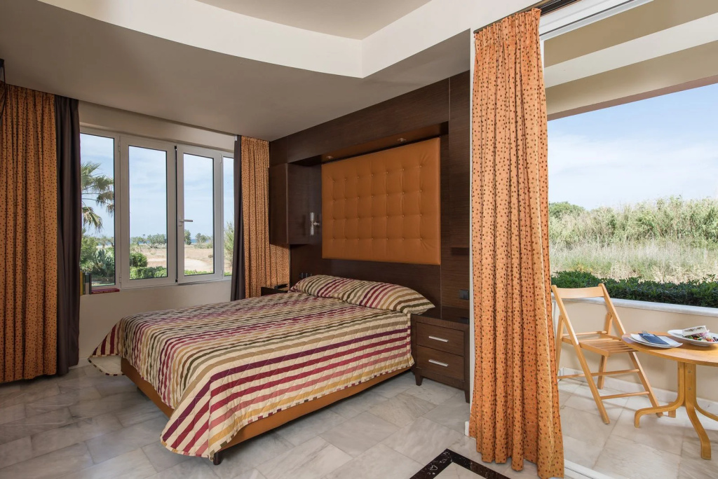 Lito Beach Hotel - Chambres
