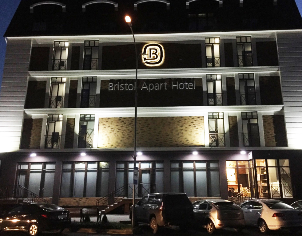 Bristol Apart Hotel — фото