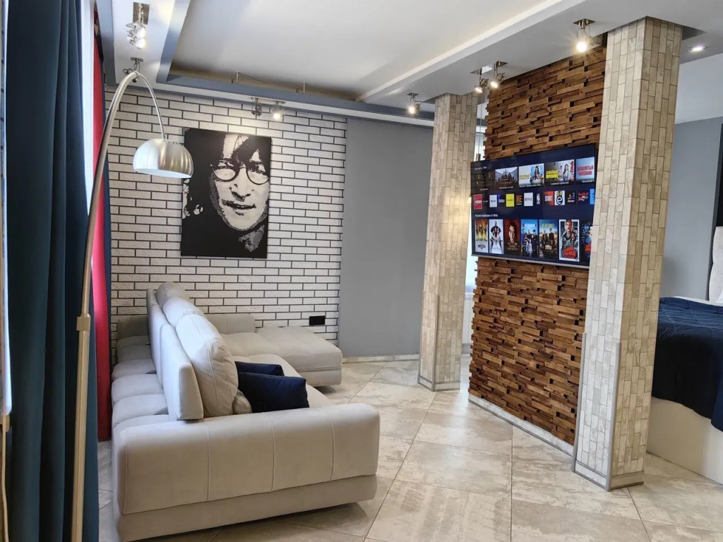 Квартира HOME на проспекте имени Газеты Красноярский Рабочий 83 — фото