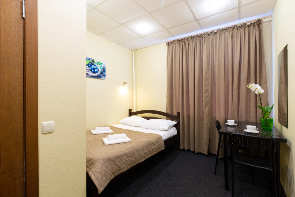 Kashirskiy Mini-Hotel Room Type - Standard Double room full double bed
