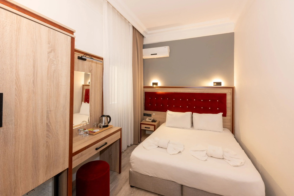 Economy Double room (full double bed)