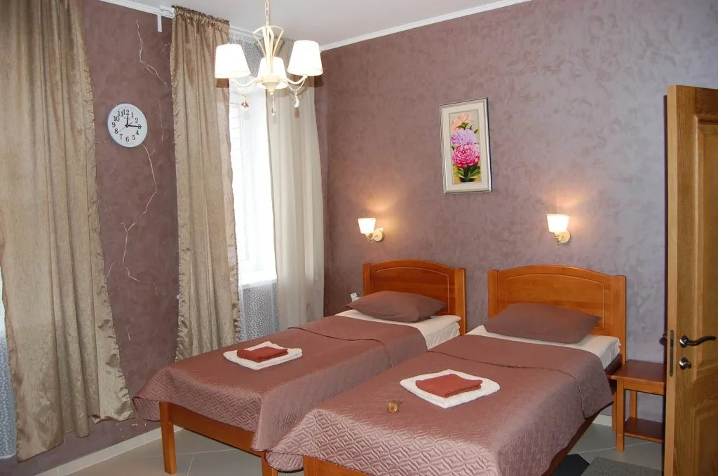 Double room with city view (twin beds)