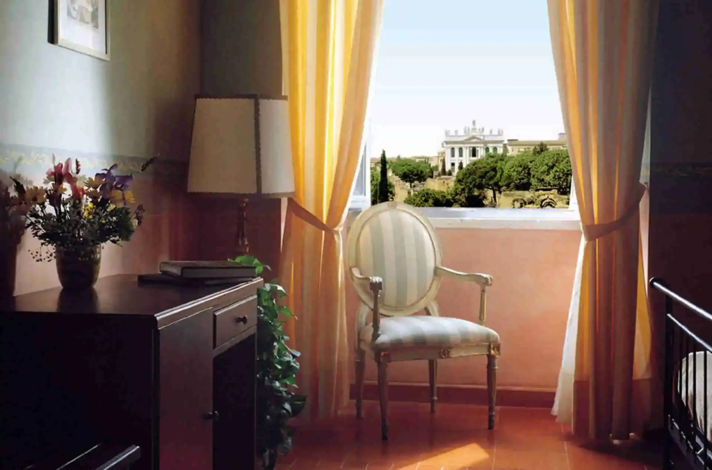 Hotel Domus Sessoriana - Chambres