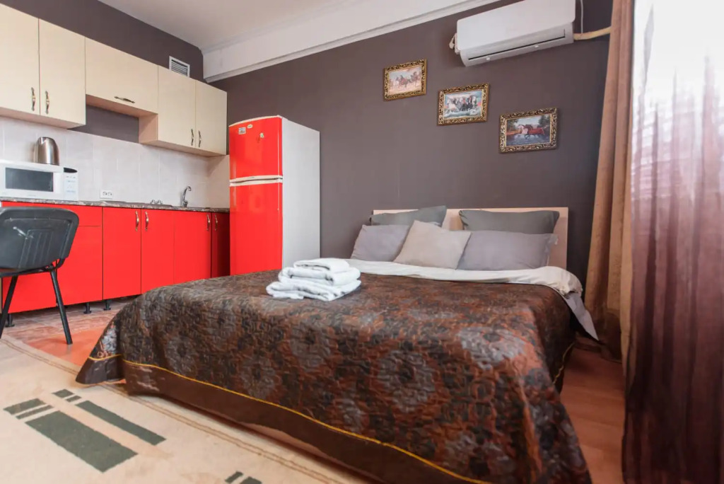 Квартира в центре города Алматы — фото