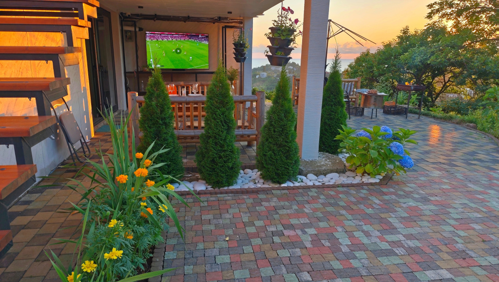 Sionetta Villa Apartments