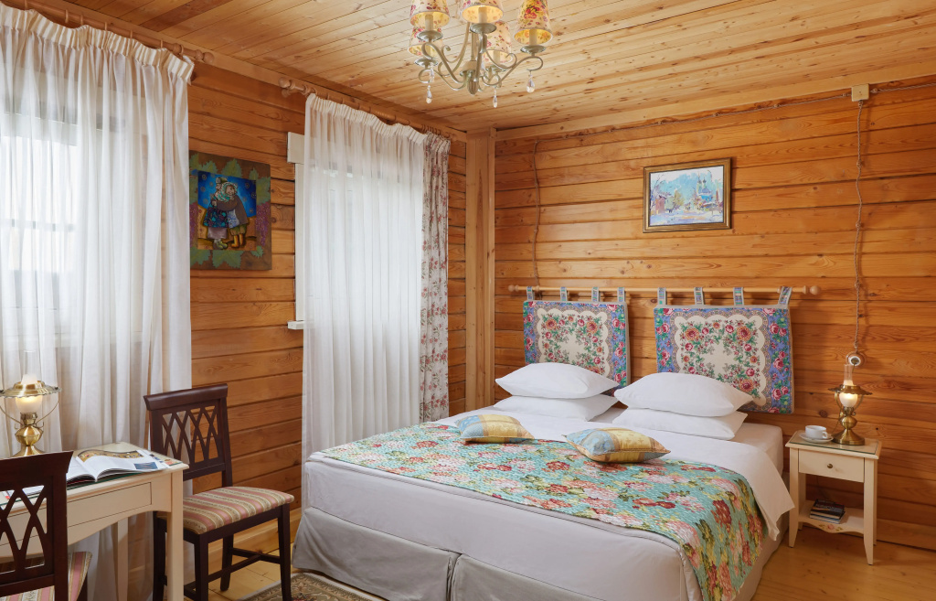 Family Quadruple Attic room