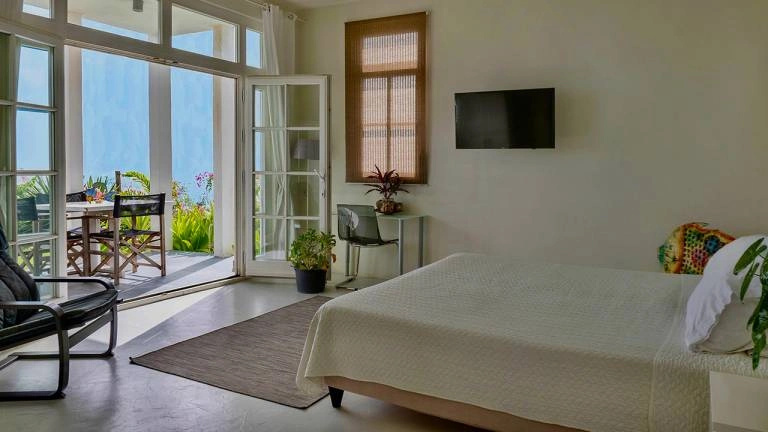 1 Bedroom Suite with balcony and with ocean view