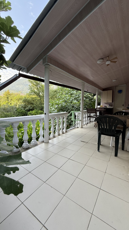 Chastny Sektor Guest House
