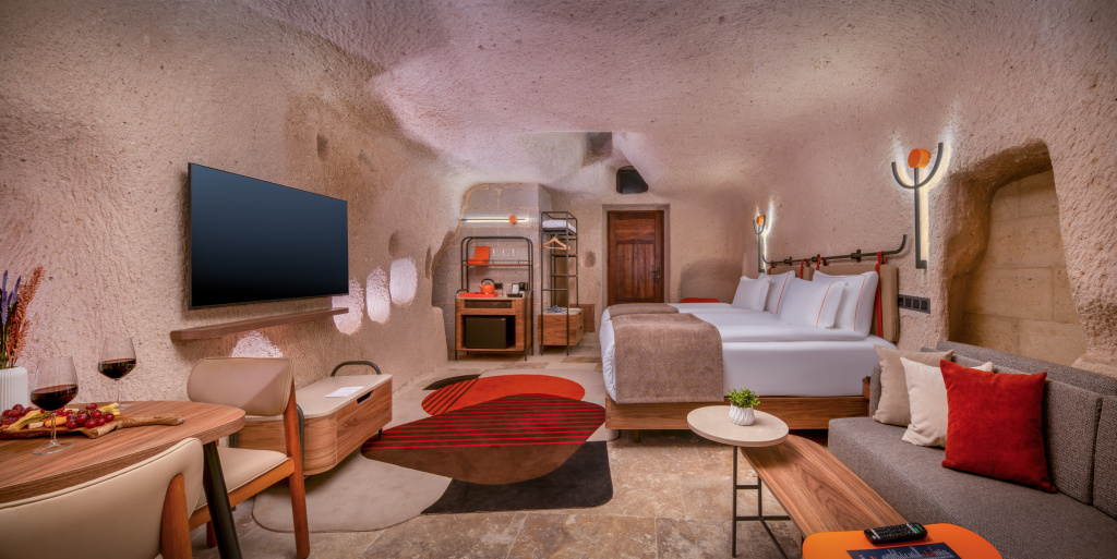 Premier room
