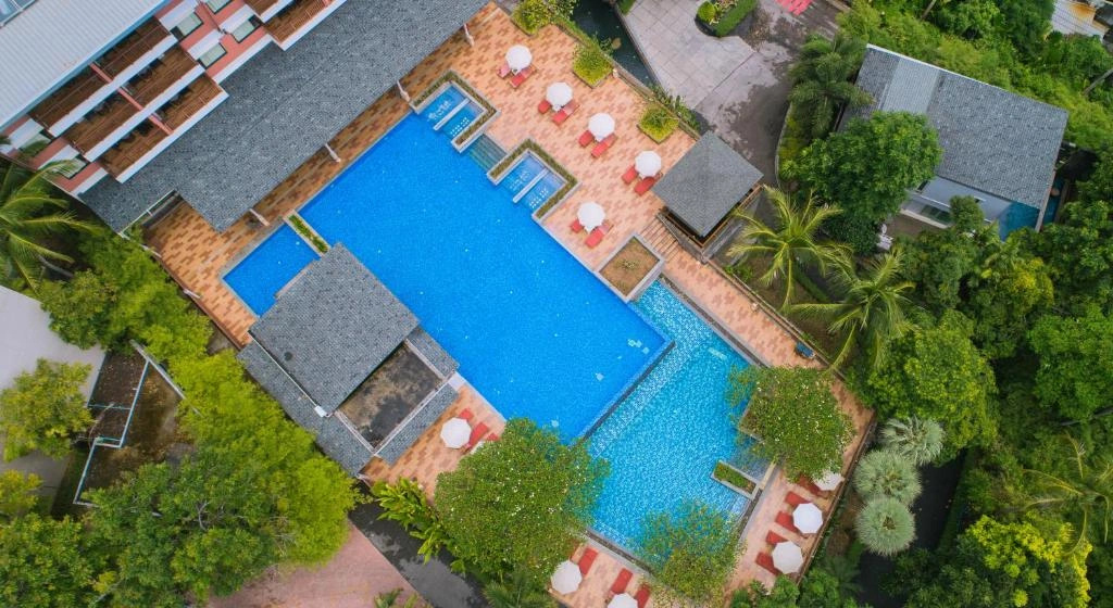 Peach Blossom Resort & Pool Villa — фото