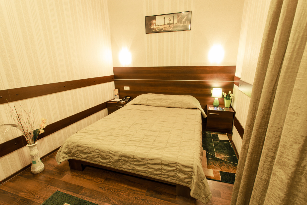 Superior Double room (full double bed)