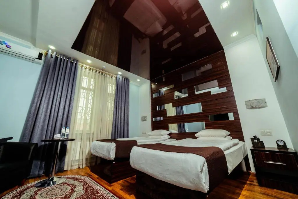 Deluxe Double room (twin beds)