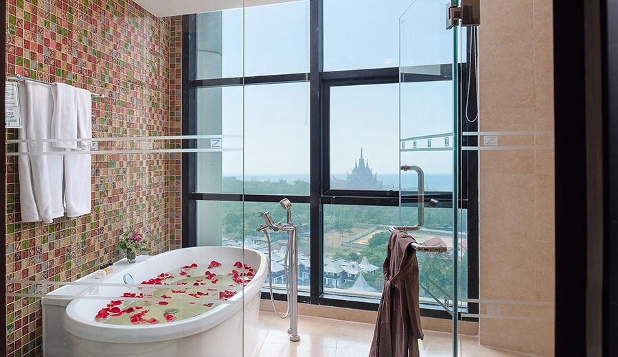 Люкс Extreme Royal с 2 комнатами с балконом и с видом на океан в Отель The Zign Hotel