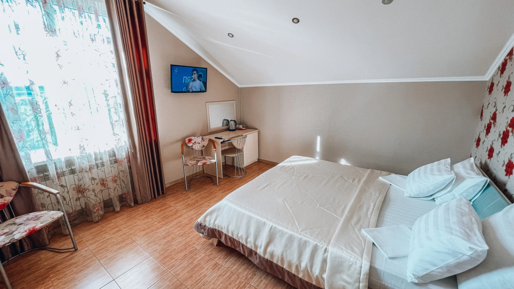 Valmont Hotel Room Type - Superior Double room full double bed