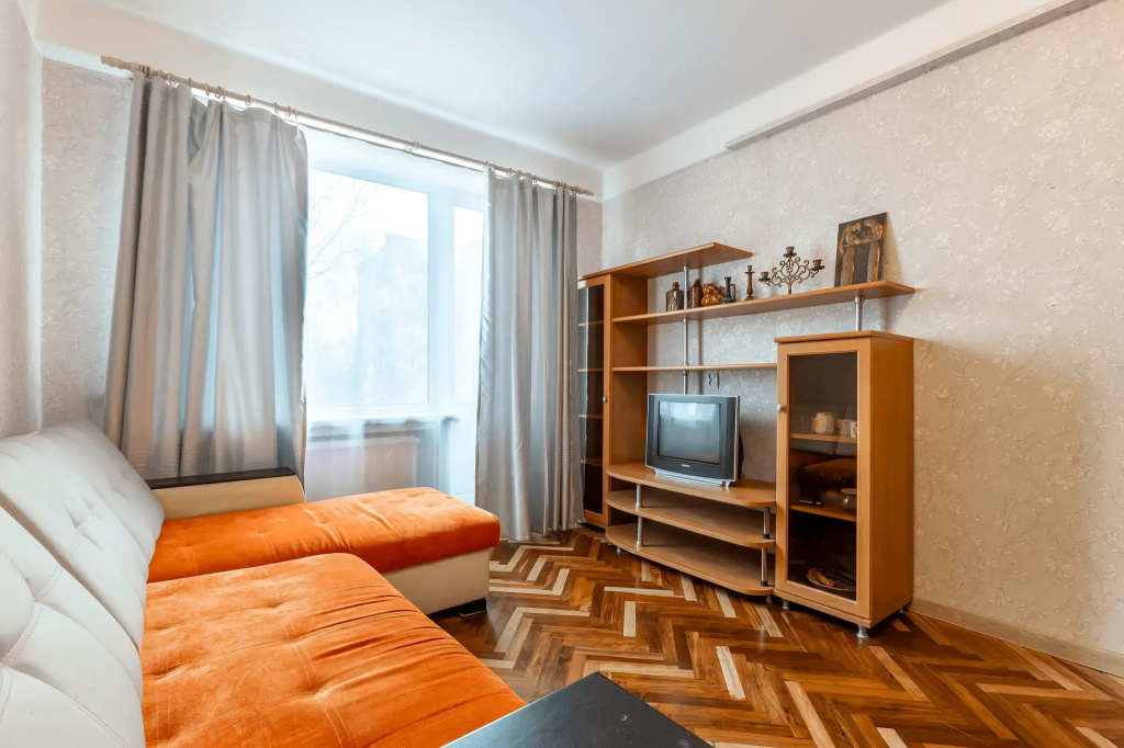 Апартаменты Roomstay Белы Куна 14 Двушка на Международной — фото