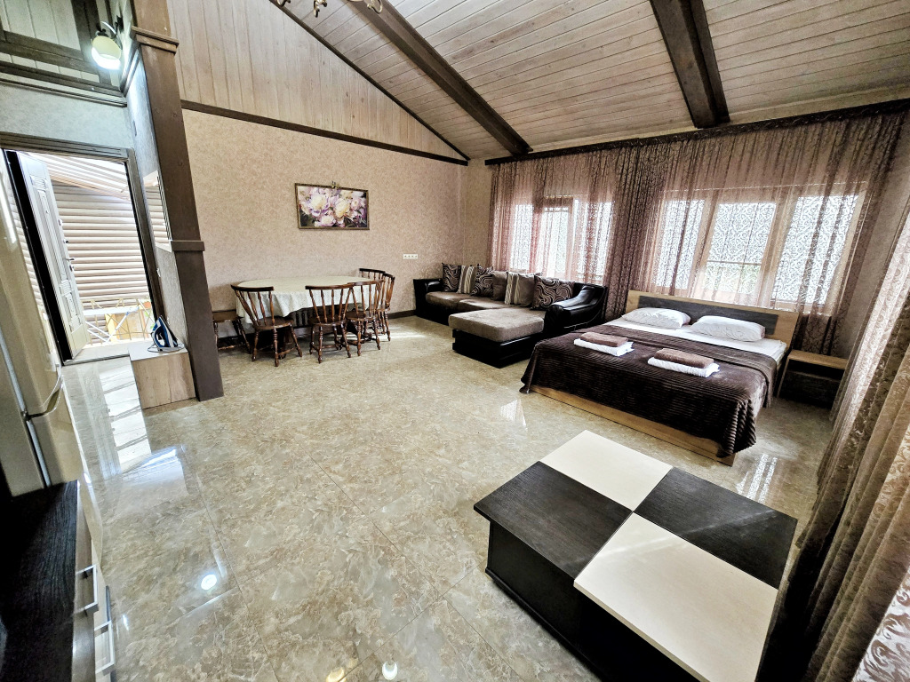 Двухместный семейный номер Standard двуспальная кровать в Адриус