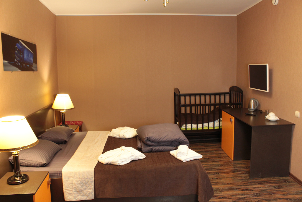 Lobby & Reception