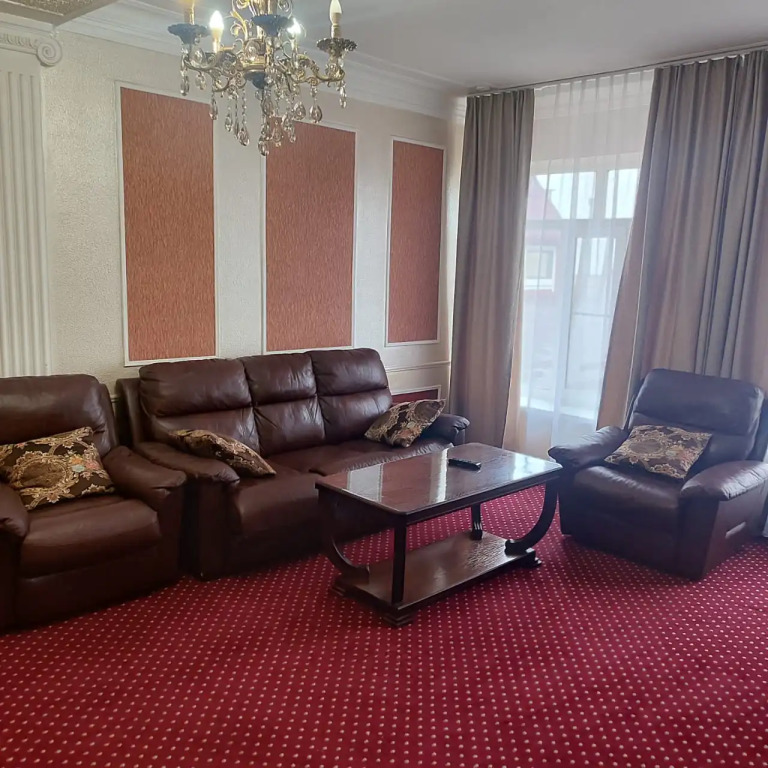 Люкс 406 с балконом в Central