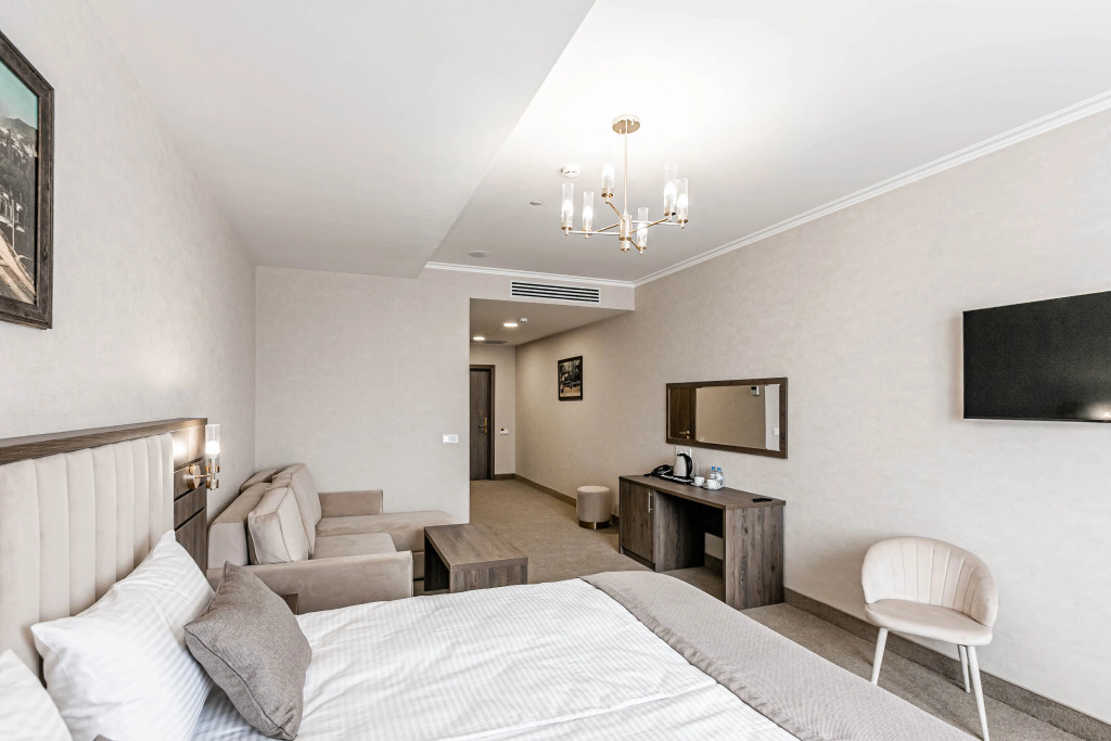 Двухместный номер Стандартный с видом на город 2 отдельные кровати в Кристалл