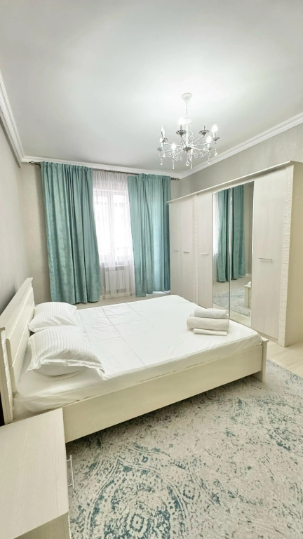 Prostornye Svetlye 3-kh Komnatnatnye Apartments