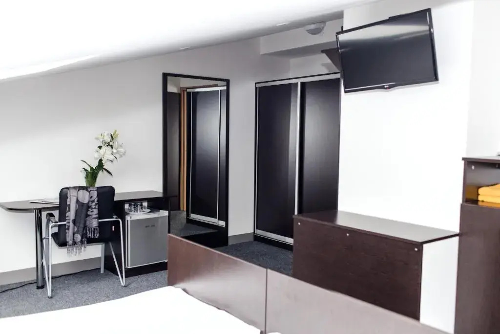 Superior Triple room