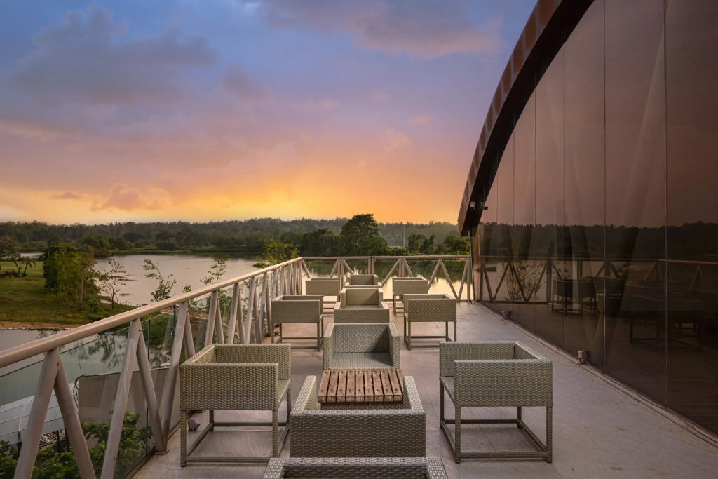 Курортный отель Bolagala Agro Floating Resort - фото 7