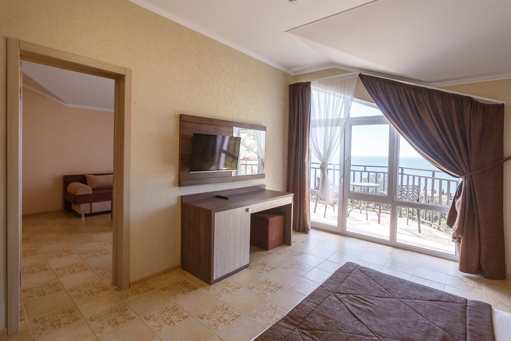 Double Apartment with balcony and with sea view (full double bed)
