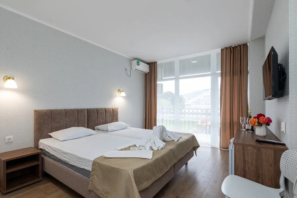 Hotel photo 2