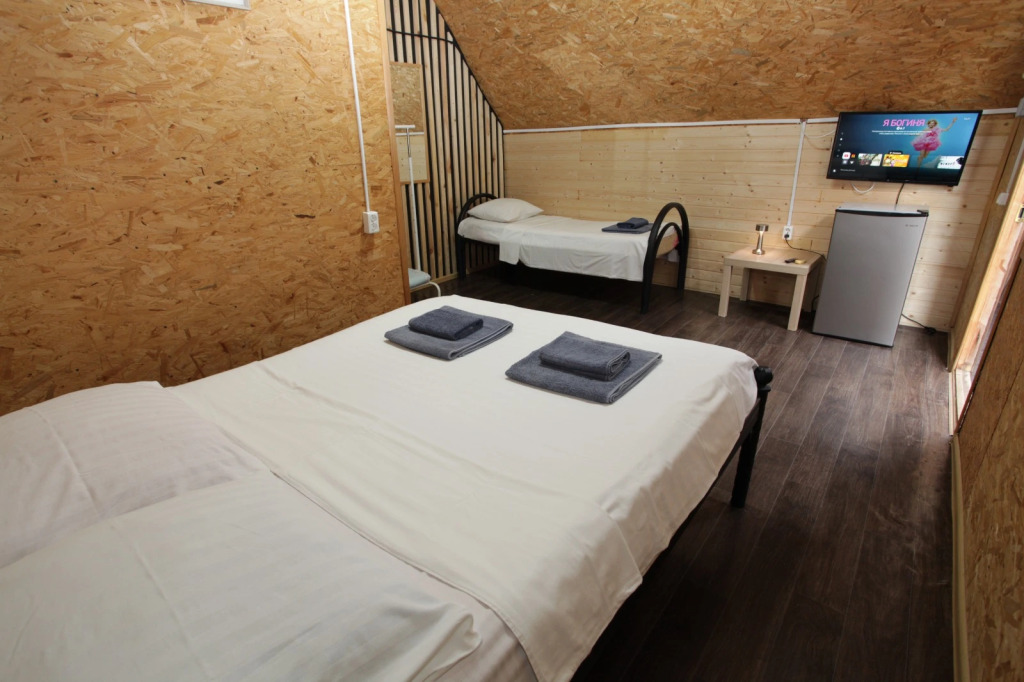 Двухместный номер Мансарда двуспальная кровать в Vida