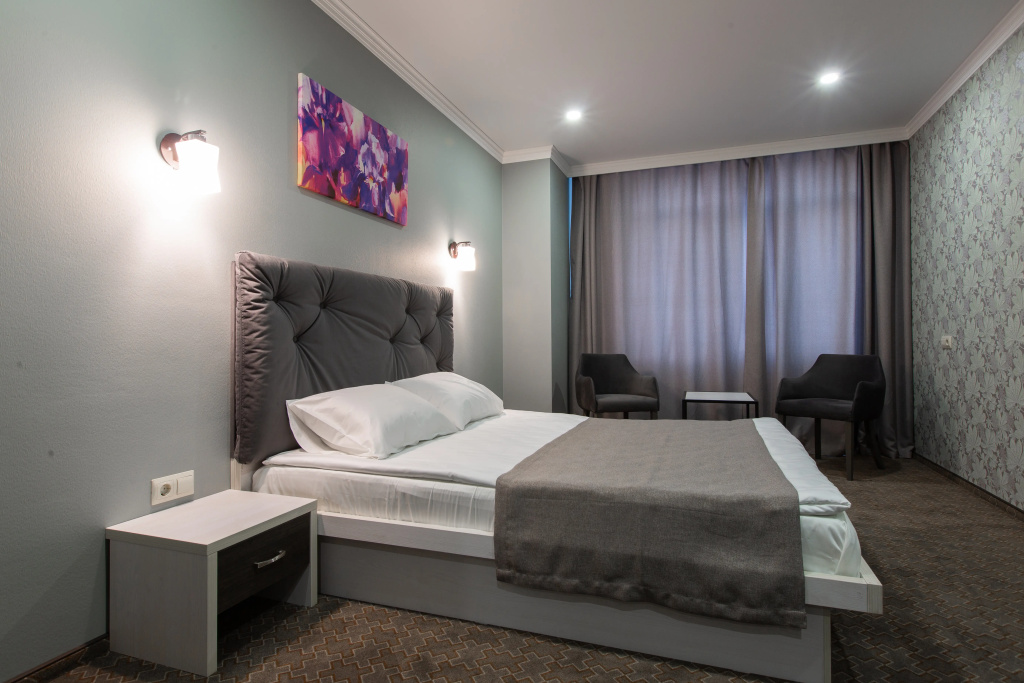 Flora Hotel Room Type - Suite