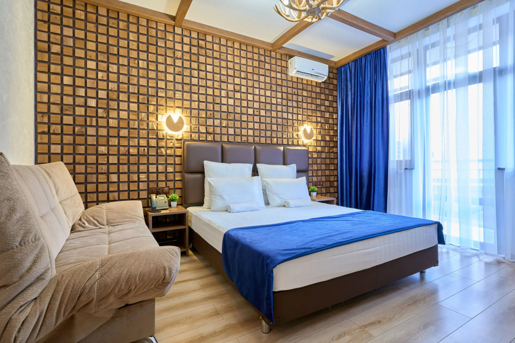 Astra De Rosa Hotel Room Type - Comfort Superior Double room with balcony full double bed