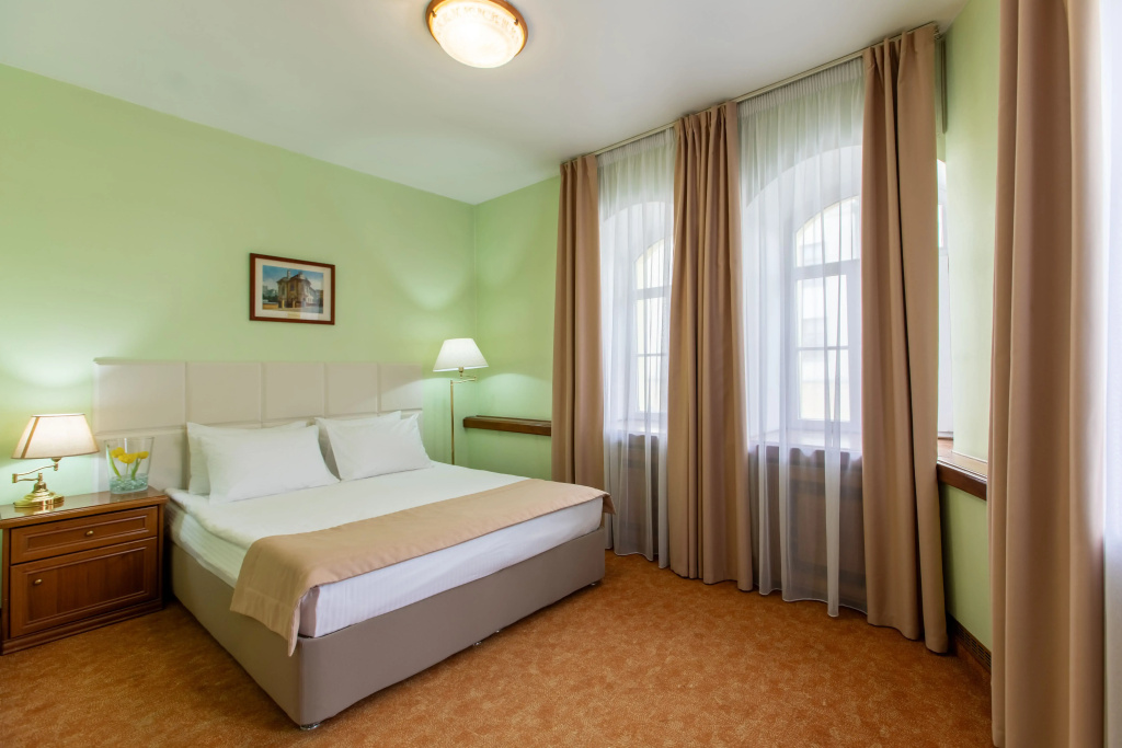 Sretenskaya Hotel Room Type - Superior Double room full double bed