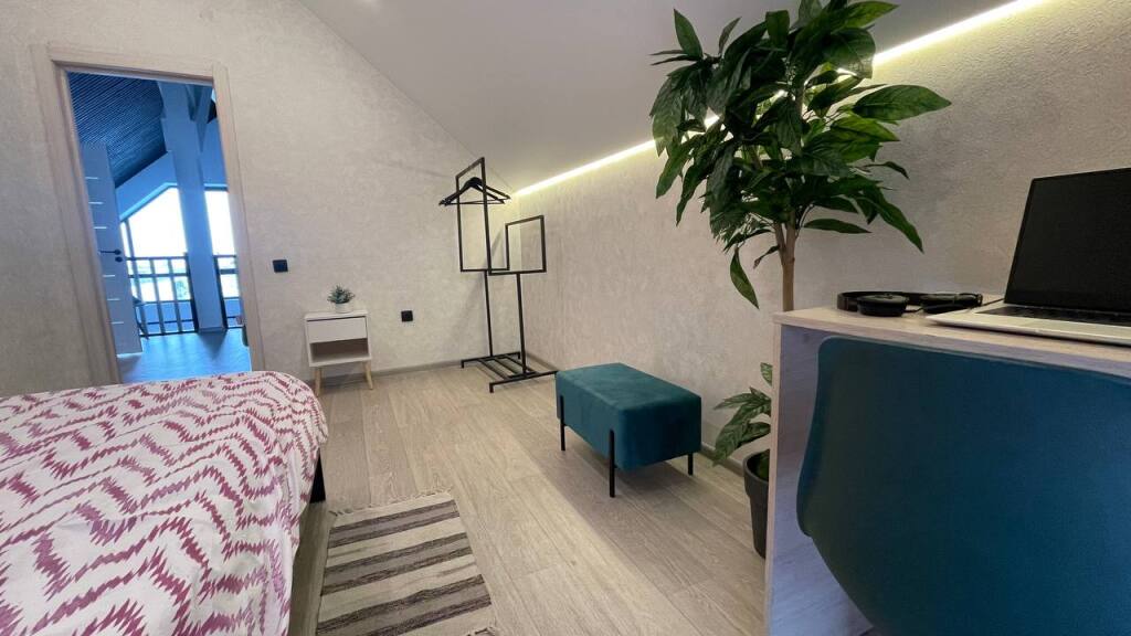 Коттедж рядом с пляжем в Yousinn Home