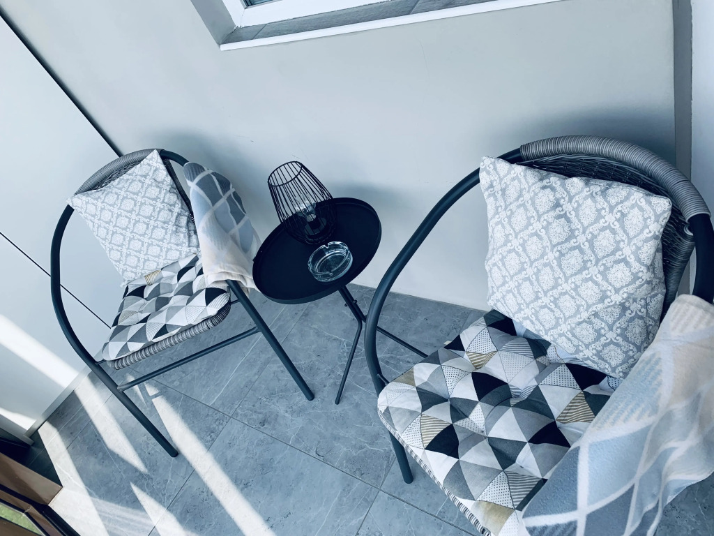 Квартира Уютная студия с панорамными окнами - фото 16