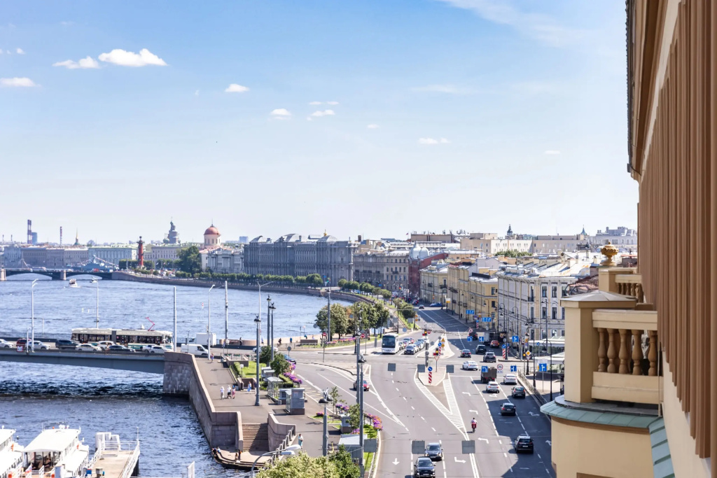 Отель River Palace — фото