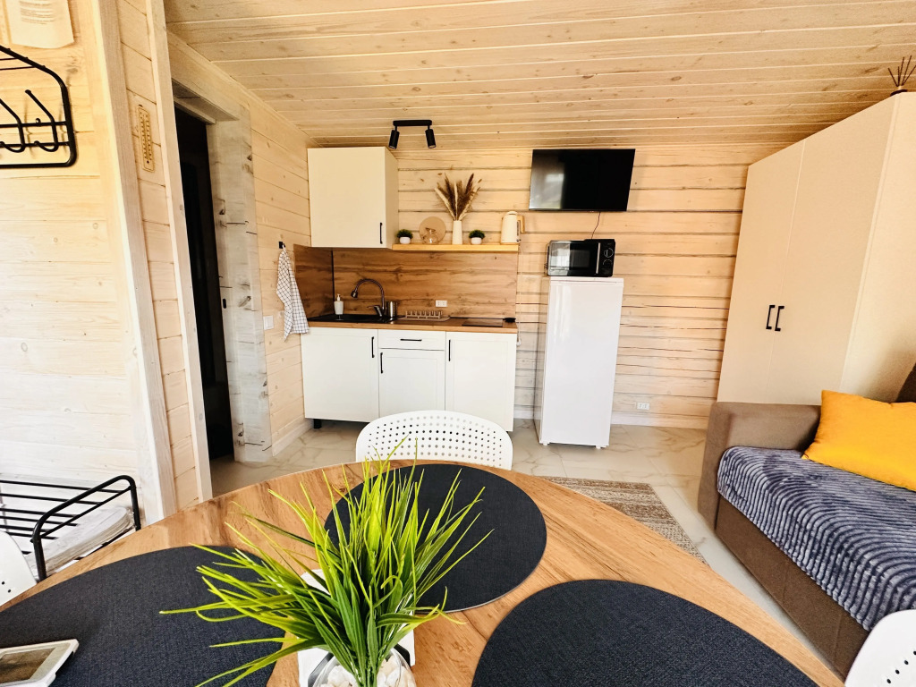 Гостевой дом из бруса, с бассейном и мангалом - фото 4