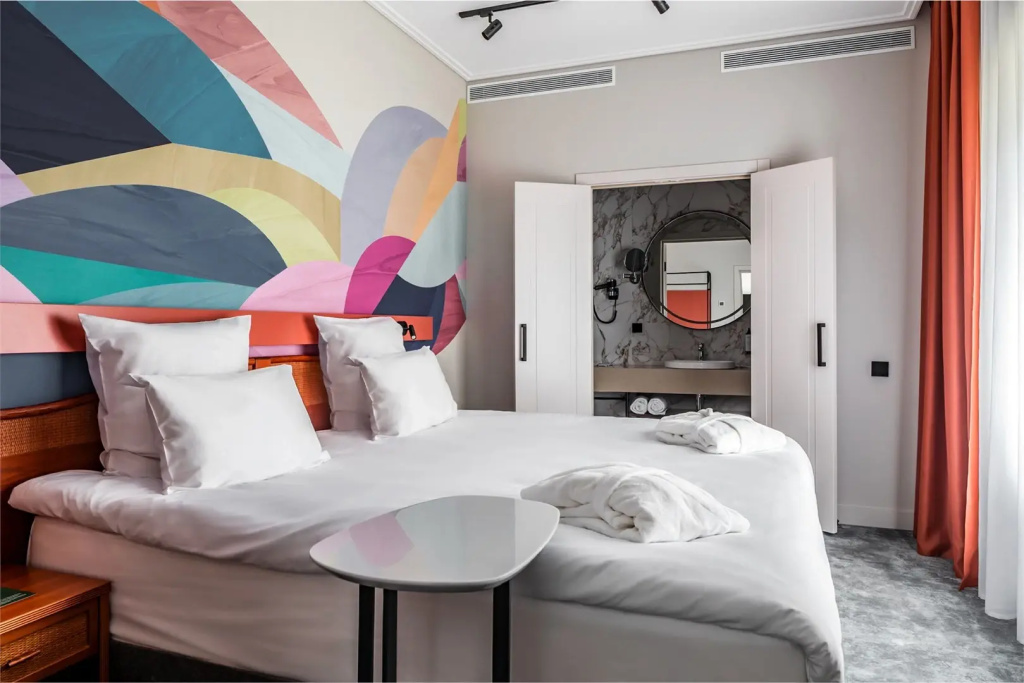 Arthurs Spa Hotel By Mercure Hotel Room Type - Superior Spa Double Suite Room full double bed